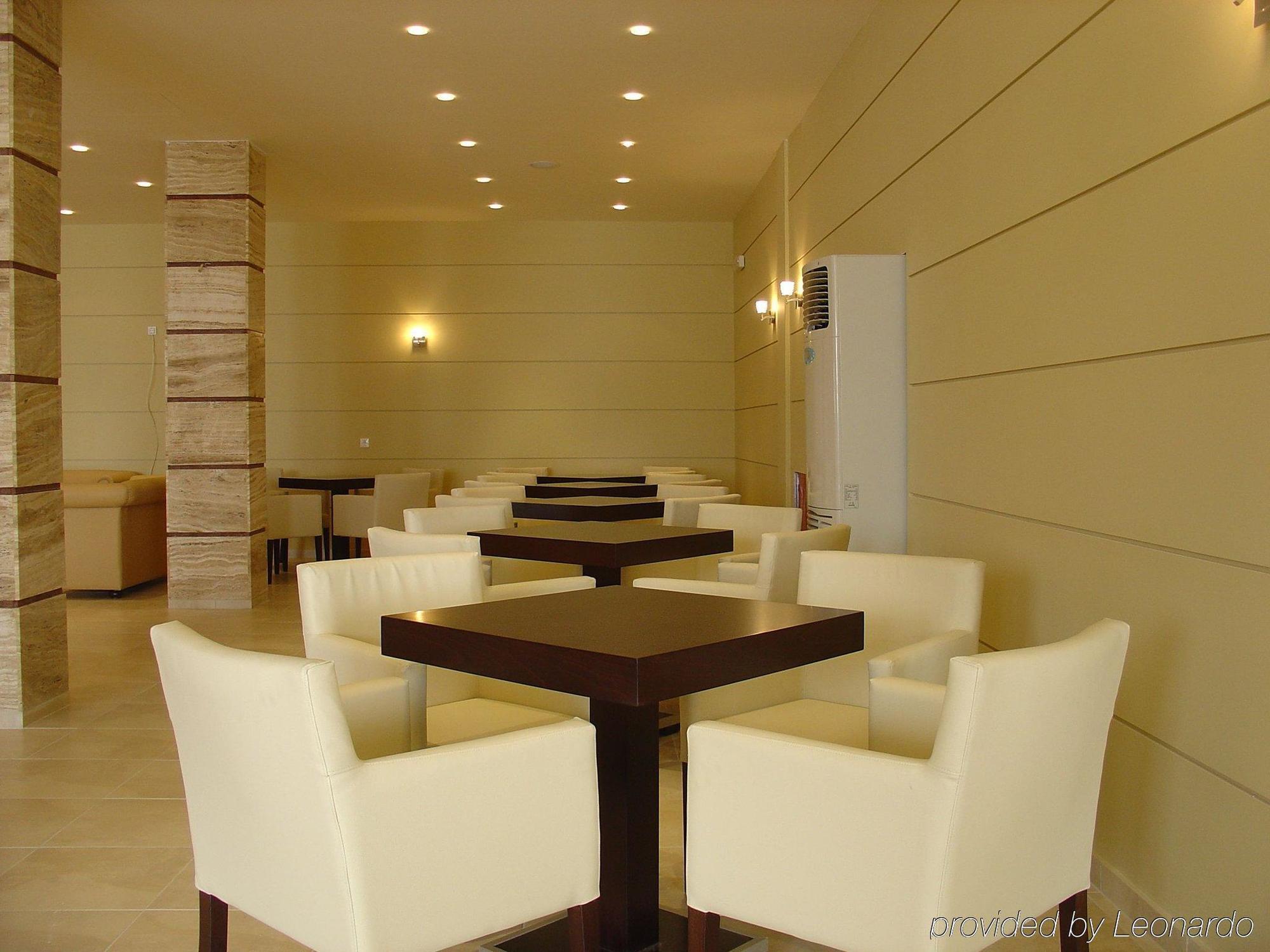 Golden Sands Hotel Άγιος Γεώργιος Εστιατόριο φωτογραφία